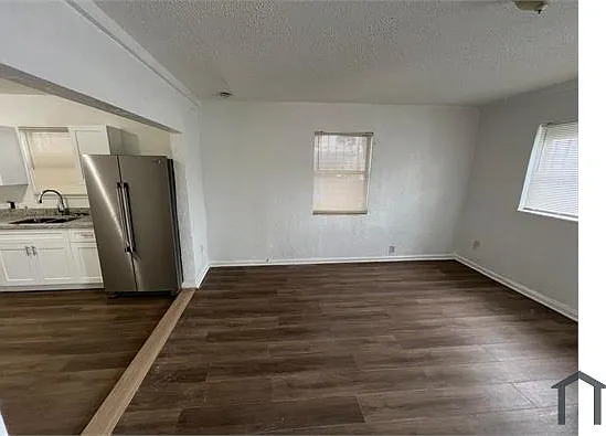 10 NW 71st St #1 — Photo 4