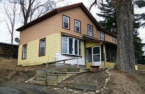 2nd image of 2731 Hickory St