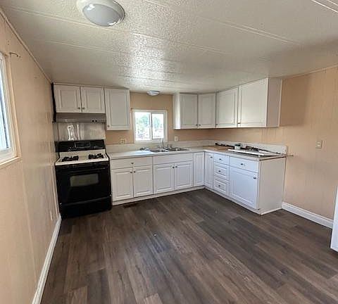 5th image of 2580 W 1st Ave
