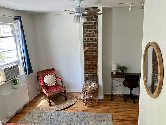 3rd image of 2717 41st Ave Floor 2