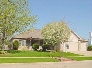 4217 N Terraview Dr, Appleton, WI 54913