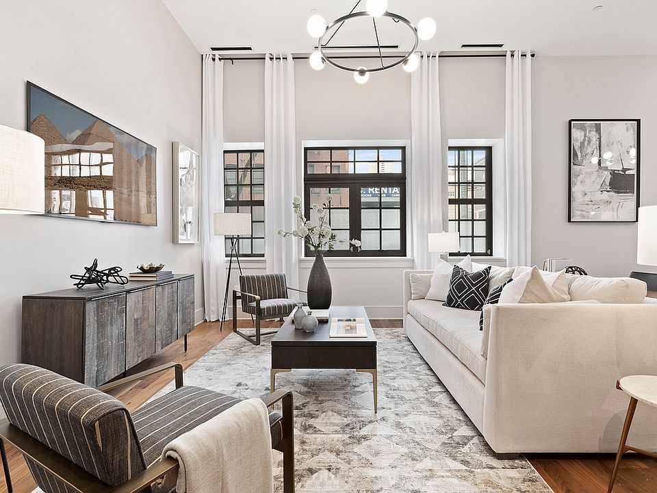 1st image of 520 W 45th St #1B