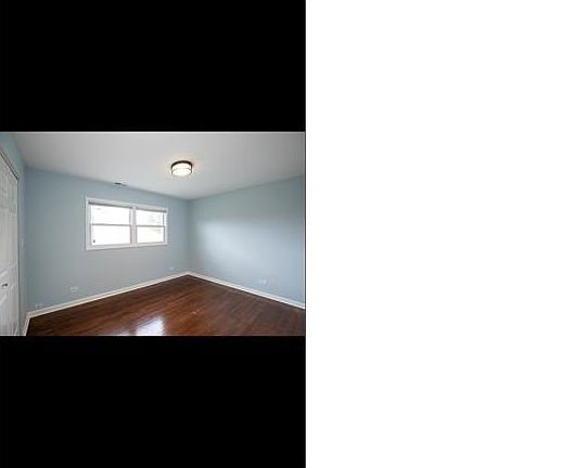 4th image of 14329 Park Ave #1