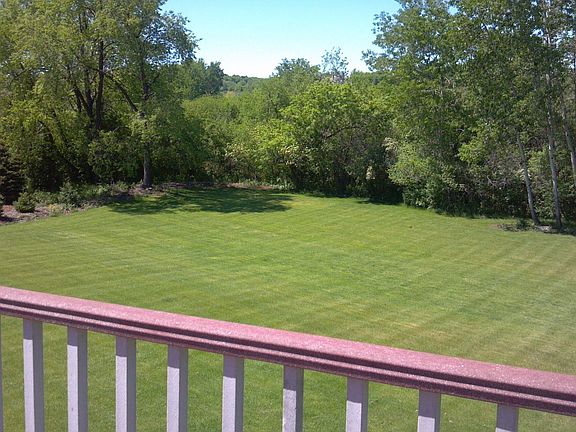 Beautiful yard and deck