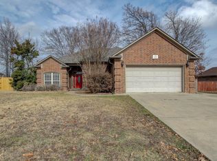 40 Earnhardt Cir, Cabot, AR 72023