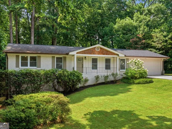 3212 Foxwood Trl SE, Smyrna, GA 30082