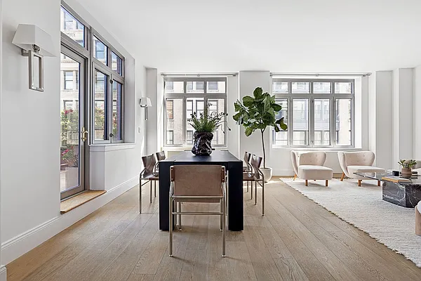 Sold by Compass | media 2