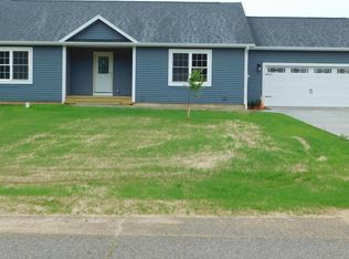 71172 Autumn Dr, Edwardsburg, MI 49112