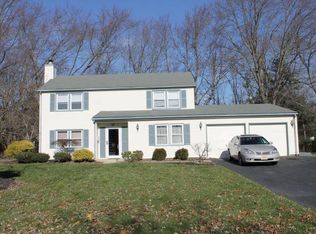 11 Potter Rd, Freehold, NJ 07728