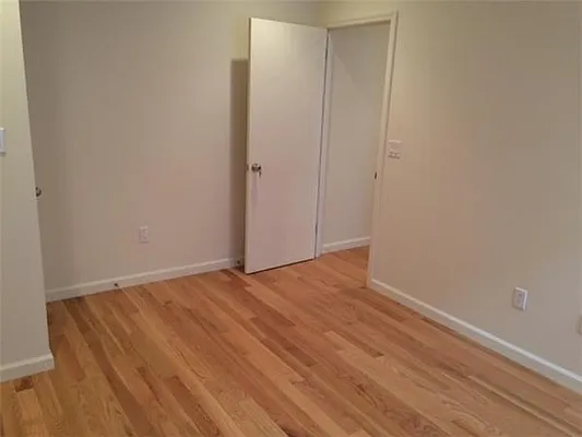 Rented by Kian Realty | media 18