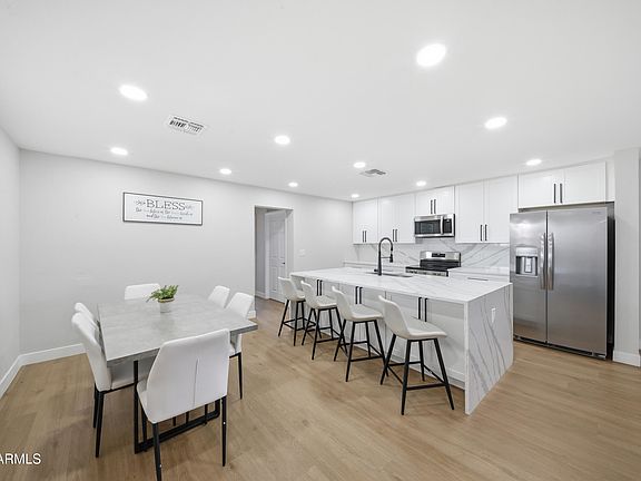 3rd image of 564 W Dublin Street