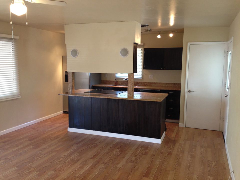 Dining Room & Kitchen