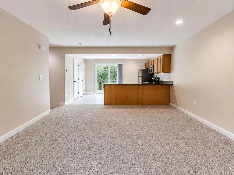 1335 Canyon Rd — Photo 15