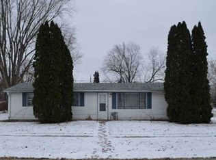 7603 Cadet Rd, Machesney Park, IL 61115