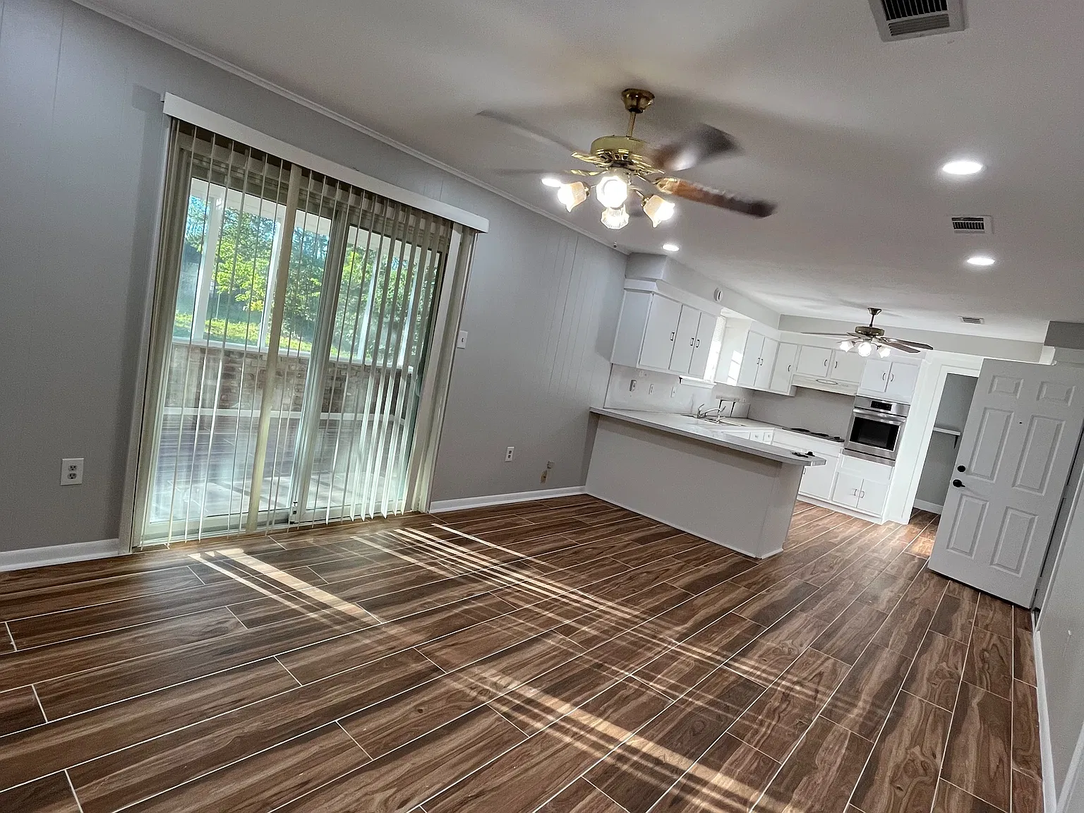6339 Cedar Grove Dr — Photo 2