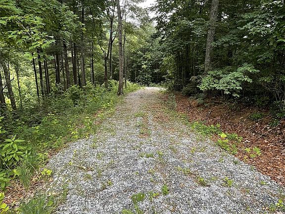 4th image of 631 Silverstone Dr #19