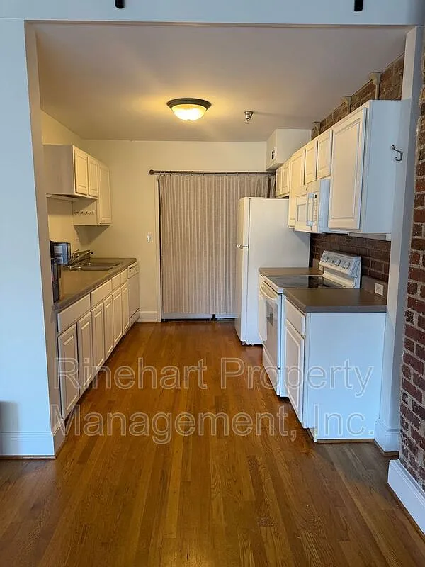 2 bed, 2.0 bath, 1661 sqft, $1,950 — Photo 4