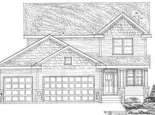 450X Wood Duck Dr, Vadnais Heights, MN 55127