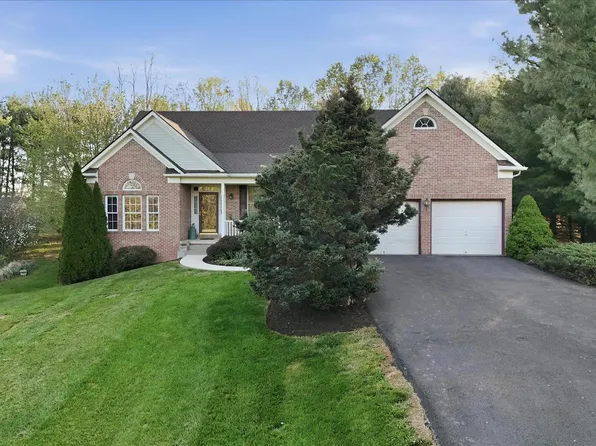 20370 Splendor View Ter, Hagerstown, MD 21740