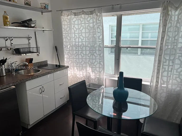 1555 Pennsylvania Ave #107 — Photo 8