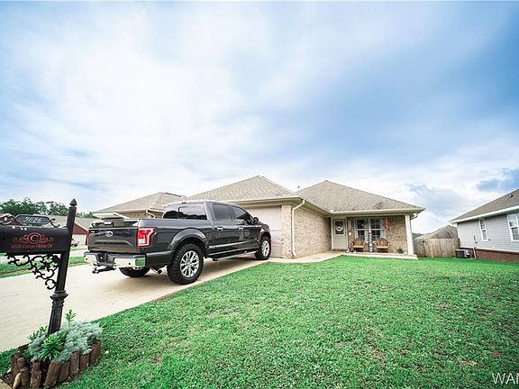 3rd image of 9026 Cotton Fields Cir