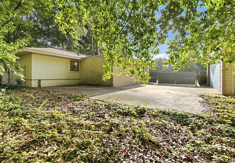 5818 Wares Ferry Rd — Photo 4