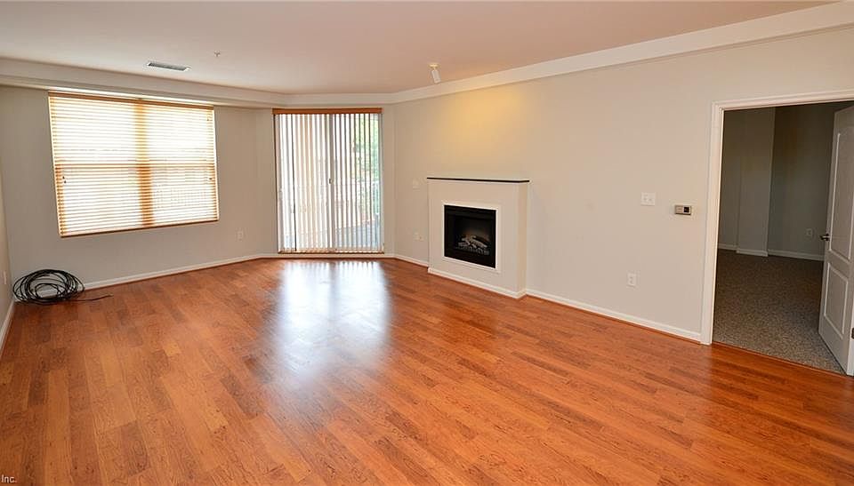 1st image of 249 W Freemason St APT 202