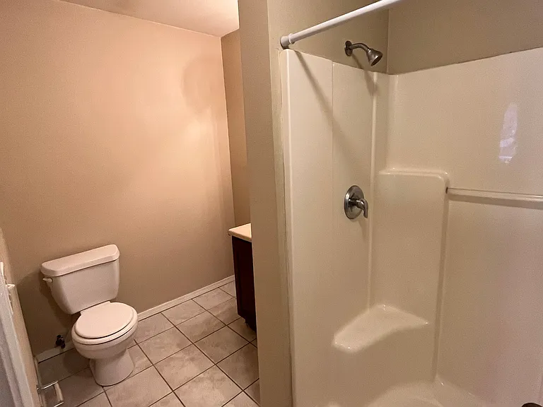 Clifton Height Apartments — Photo 28