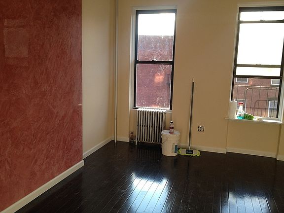 3rd image of 278 Humboldt St APT 3L