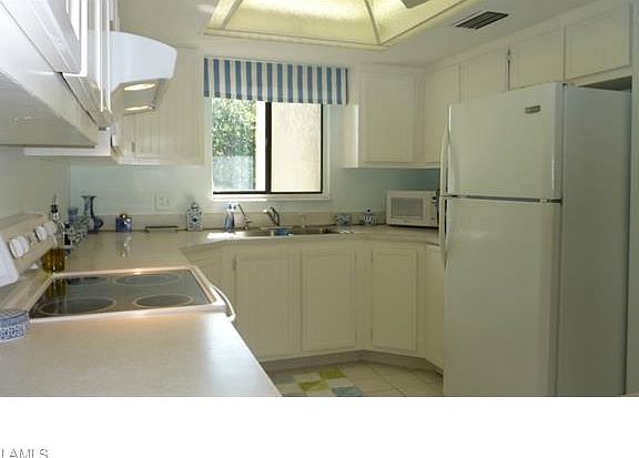 4th image of 4396 Bowsprit Ct APT 4F