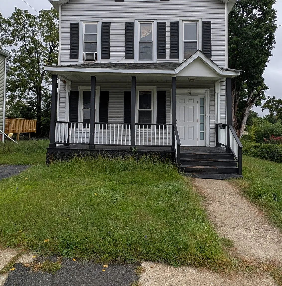 4 bed, 1240 sqft, $2,750 — Photo 1