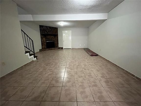 3rd image of 4261 Lac Saint Pierre Dr #B