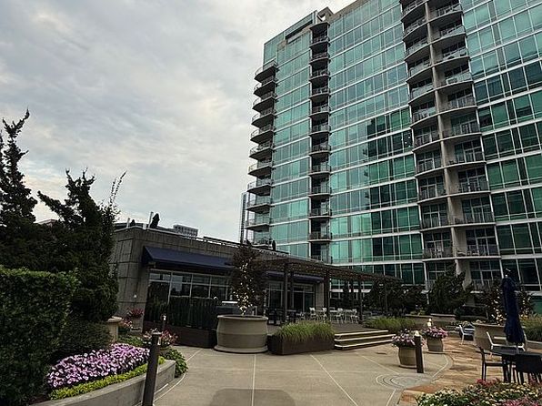 923 Peachtree St NE Unit 2035