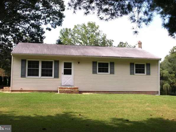 101 Shadybrook Ln, Bridgeton, NJ 08302