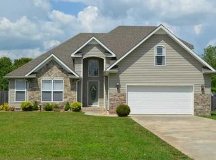 137 Summerset Pl, Estill Springs, TN 37330
