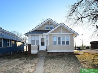 5061 S 37th St, Omaha, NE 68107
