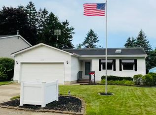 8915 Manton Ave, Plymouth, MI 48170