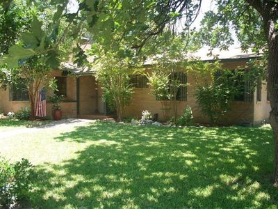 912 Black St, Uvalde, TX, 78801