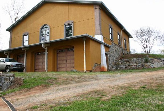 2nd image of 8455 Chick Dr