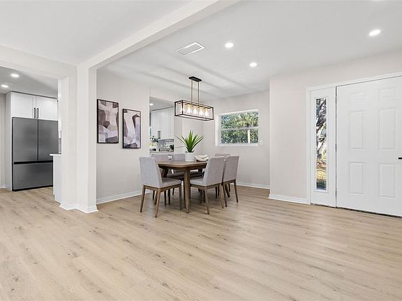 4th image of 7301 S WEST SHORE BOULEVARD