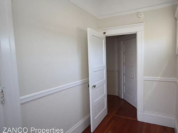 5th image of 139 Albion St