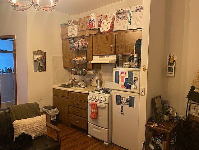 1st image of 333 E 6th St #2W