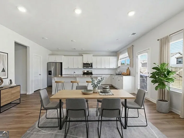 303 Eleanora Xing — Photo 13