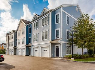 203 Copper Square Dr, Bethel, CT 06801