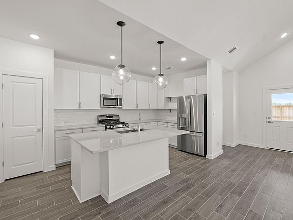 7th image of this home