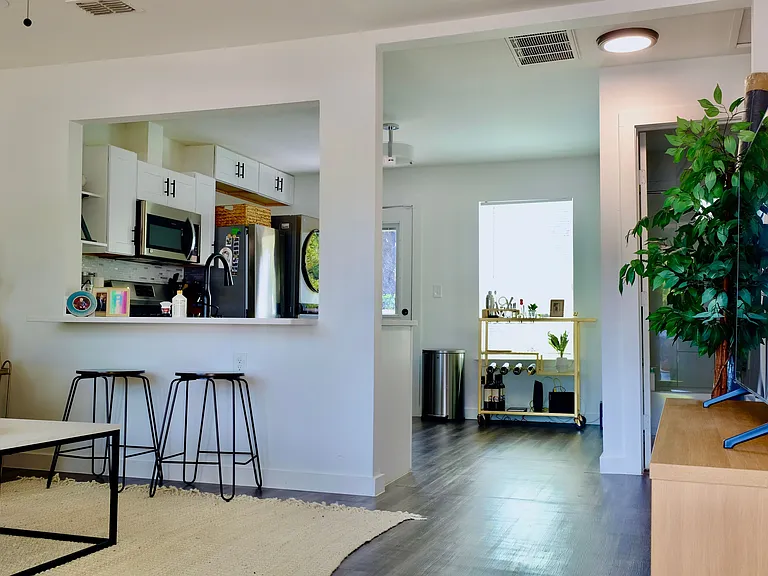 1401 Marcus Pl #B — Photo 7