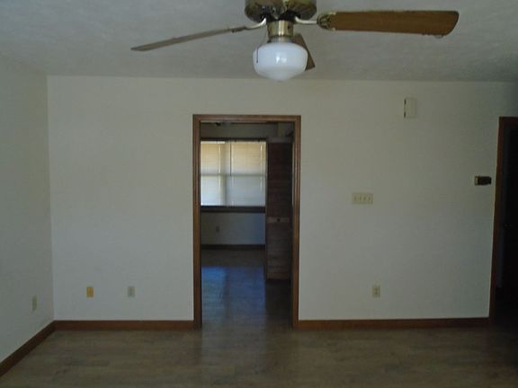 4th image of 5931 Notblake Ave
