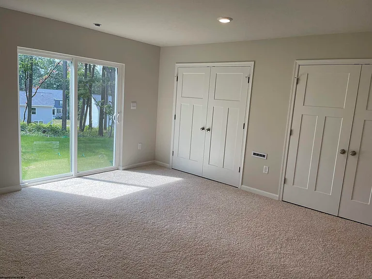 747 Hardman Dr — Photo 19
