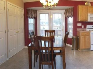 207 Treasure Bay Ct, Shepherdsville, KY 40165