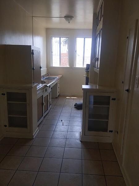1st image of 2102 W 48th St #2